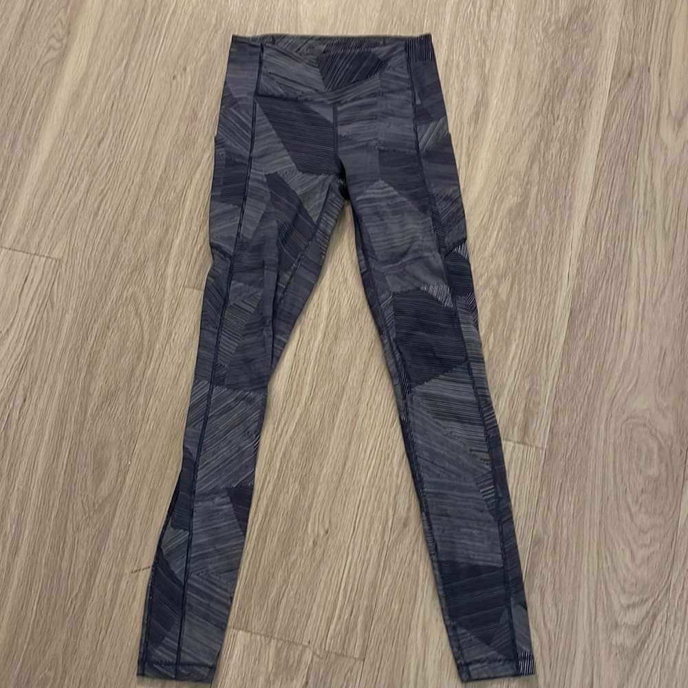 Lululemon Navy Pants w Pockets